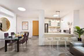 Modern and Stylish 2BR Apartment